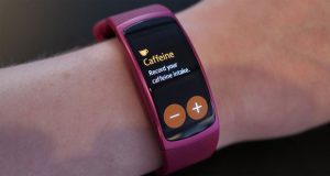 سامسونگ دستبند Gear Fit2 را به صورت رسمی روانهی بازار کرد